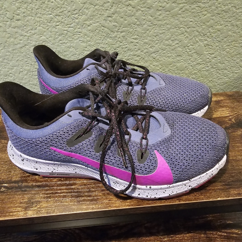 Women's Nike Tennis shoes